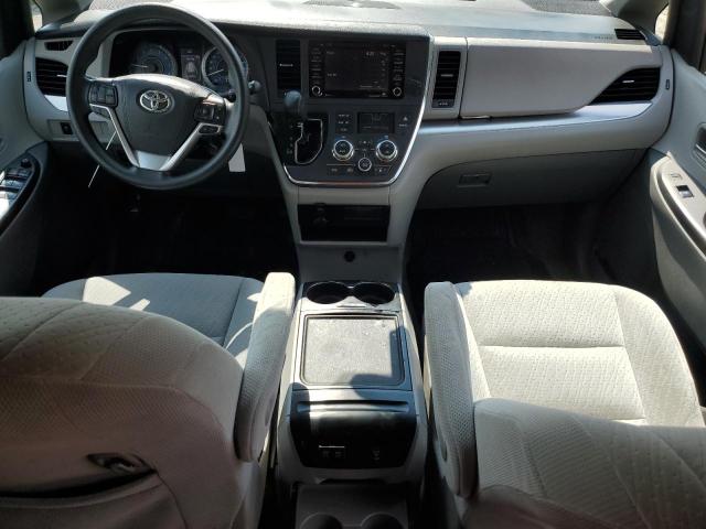 Photo 8 from auction – 2018 TOYOTA SIENNA LE with VIN 5TDKZ3DC3JS910633