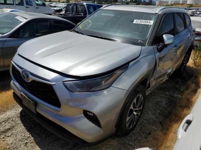 Фото 1 с аукциона – 2023 TOYOTA HIGHLANDER с VIN 5TDKBRCH4PS601122