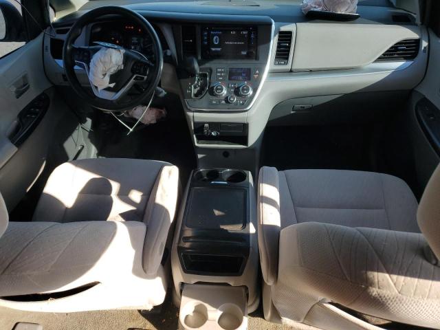 Photo 8 from auction – 2017 TOYOTA SIENNA LE with VIN 5TDJZ3DC4HS148418