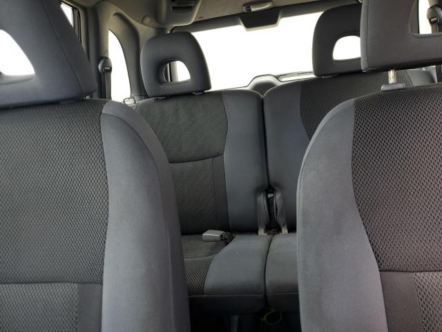Photo 10 from auction – 2003 TOYOTA RAV4 with VIN JTEGH20V930105764