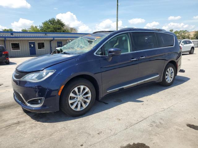 CHRYSLER PACIFICA T 2018 with VIN 2C4RC1BG0JR270044 - Photo from auction