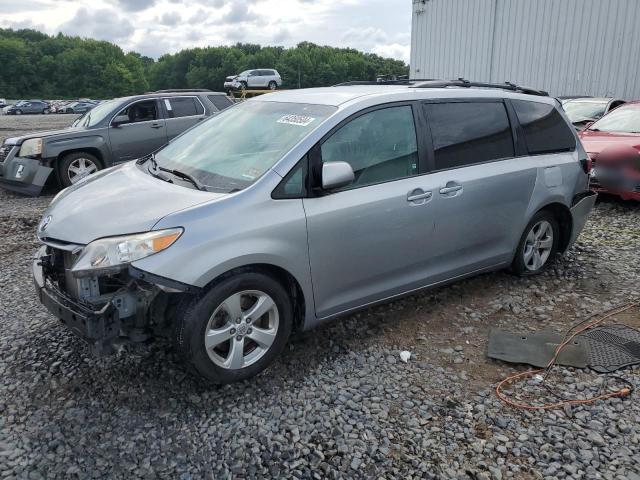 TOYOTA SIENNA LE 2015 with VIN 5TDKK3DC5FS675132 - Photo from auction