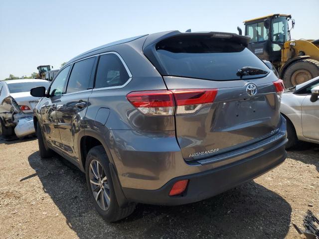 Photo 2 from auction – 2018 TOYOTA HIGHLANDER with VIN 5TDJZRFH9JS870422