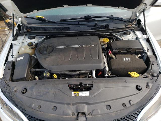 Photo 11 from auction – 2015 CHRYSLER 200 C with VIN 1C3CCCCG0FN581403