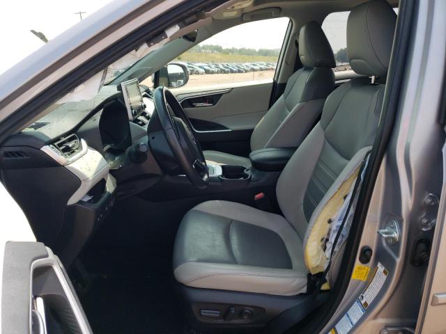 Photo 7 from auction – 2019 TOYOTA RAV4 XLE P with VIN JTMA1RFV3KD024894