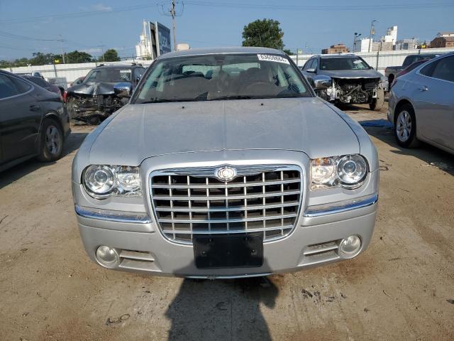 Photo 5 from auction – 2010 CHRYSLER 300C with VIN 2C3CK6CT9AH148035