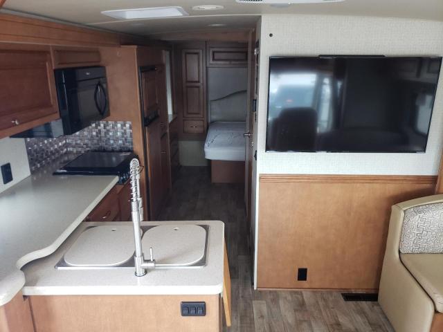 Photo 6 from auction – 2018 WINNEBAGO VISTA with VIN 1F65F5DY7H0A01730