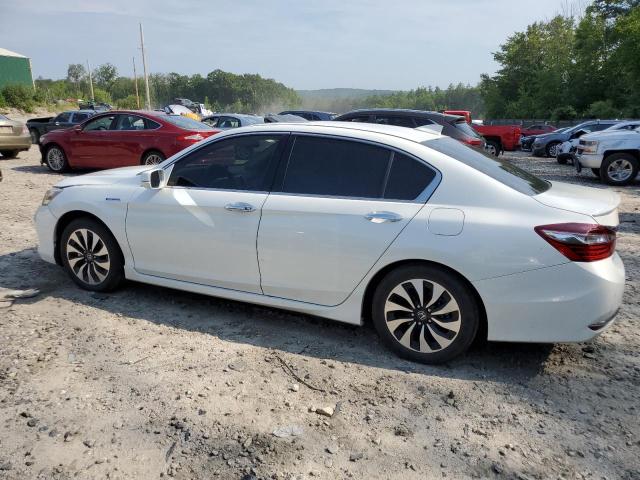 Photo 2 from auction – 2017 HONDA ACCORD TOU with VIN JHMCR6F79HC024283