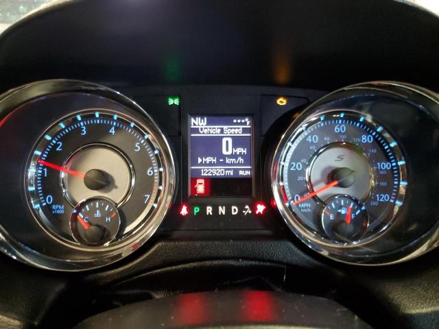 Photo 9 from auction – 2015 CHRYSLER TOWN & COU with VIN 2C4RC1HG9FR753529