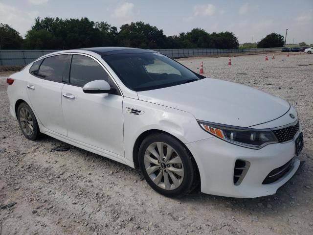 Photo 4 from auction – 2017 KIA OPTIMA EX with VIN 5XXGU4L32HG135975