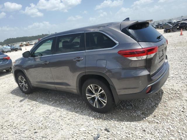 Photo 2 from auction – 2017 TOYOTA HIGHLANDER with VIN 5TDZZRFH2HS230405