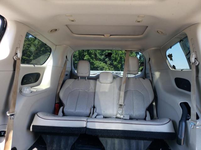 Photo 10 from auction – 2017 CHRYSLER PACIFICA L with VIN 2C4RC1GG8HR529737