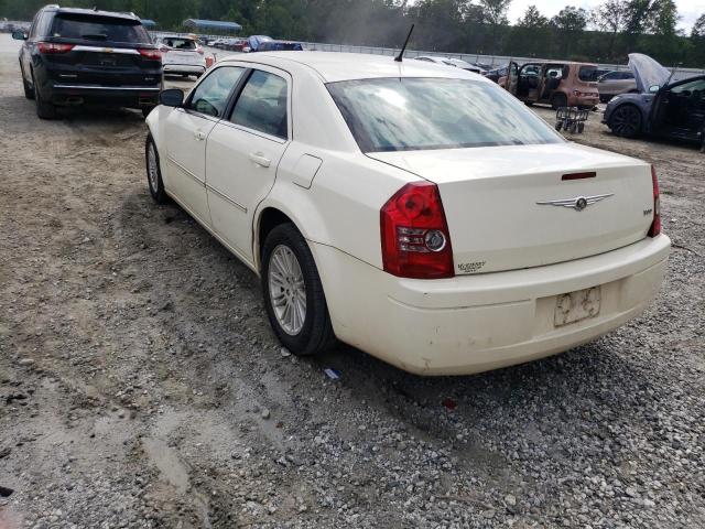 Photo 2 from auction – 2008 CHRYSLER 300 LX with VIN 2C3KA43RX8H320851