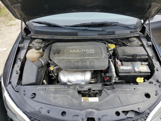 Photo 11 from auction – 2015 CHRYSLER 200 LIMITE with VIN 1C3CCCAB0FN666829