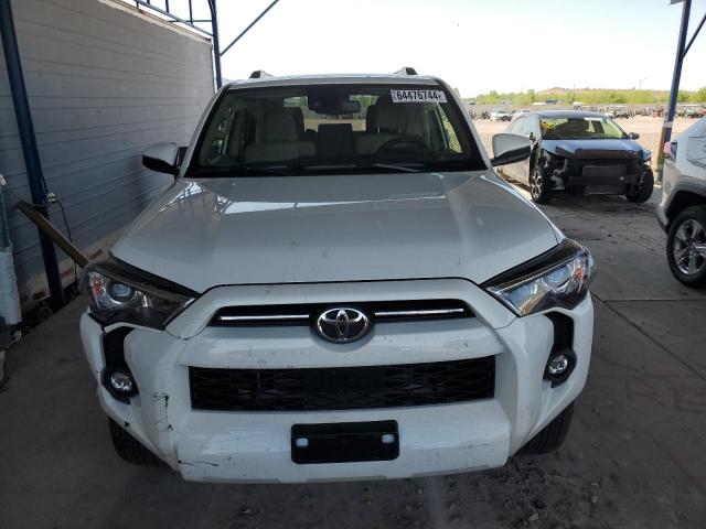 Photo 5 from auction – 2023 TOYOTA 4RUNNER SE with VIN JTEMU5JR8P6204578