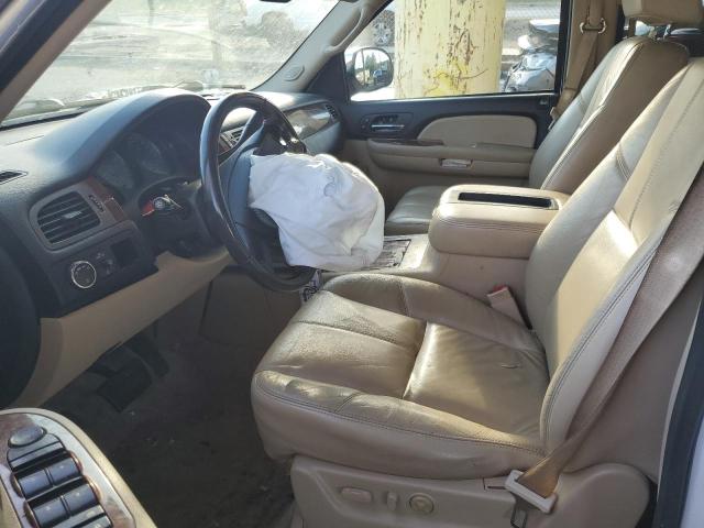 Photo 7 from auction – 2008 CHEVROLET SUBURBAN C with VIN 1GNFC16058R218092