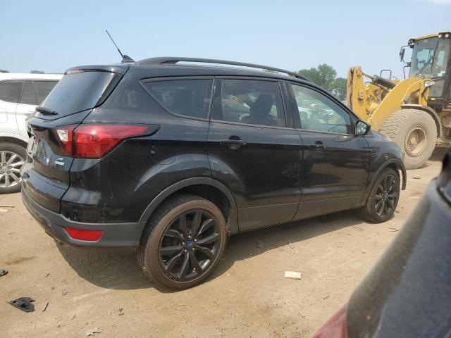 Photo 3 from auction – 2019 FORD ESCAPE SE with VIN 1FMCU0GD3KUA13228
