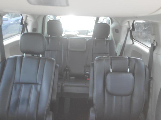 Photo 10 from auction – 2014 CHRYSLER TOWN & COU with VIN 2C4RC1BG6ER444172