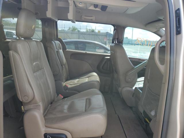 Photo 11 from auction – 2013 CHRYSLER TOWN & COU with VIN 2C4RC1BG5DR785738