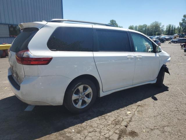 Photo 3 from auction – 2020 TOYOTA SIENNA LE with VIN 5TDKZ3DC2LS074395