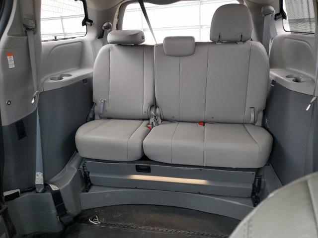 Photo 10 from auction – 2017 TOYOTA SIENNA XLE with VIN 5TDYZ3DC7HS857021