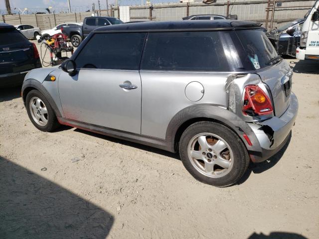 Photo 2 from auction – 2007 MINI COOPER with VIN WMWMF33507TT51649