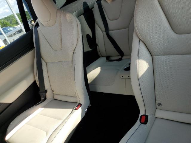 Photo 11 from auction – 2022 TESLA MODEL X with VIN 7SAXCBE69NF355372
