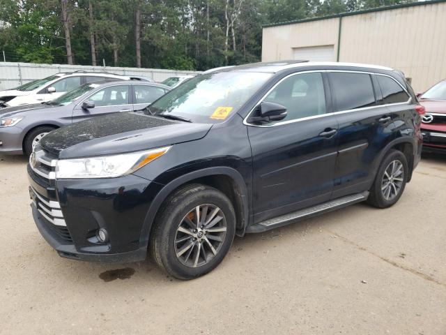 TOYOTA HIGHLANDER 2019 with VIN 5TDJZRFH5KS618734 - Photo from auction