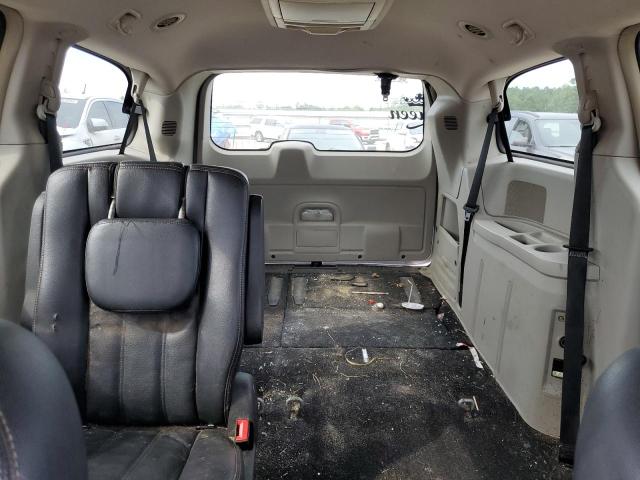 Photo 10 from auction – 2012 CHRYSLER TOWN & COU with VIN 2C4RC1BG7CR424915