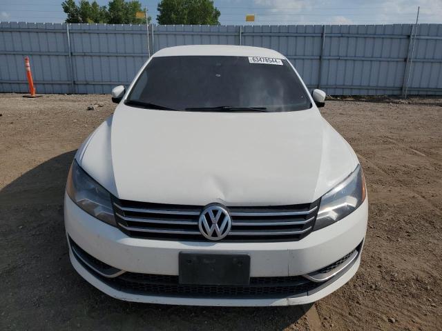 Photo 5 from auction – 2015 VOLKSWAGEN PASSAT S with VIN 1VWAS7A39FC055650