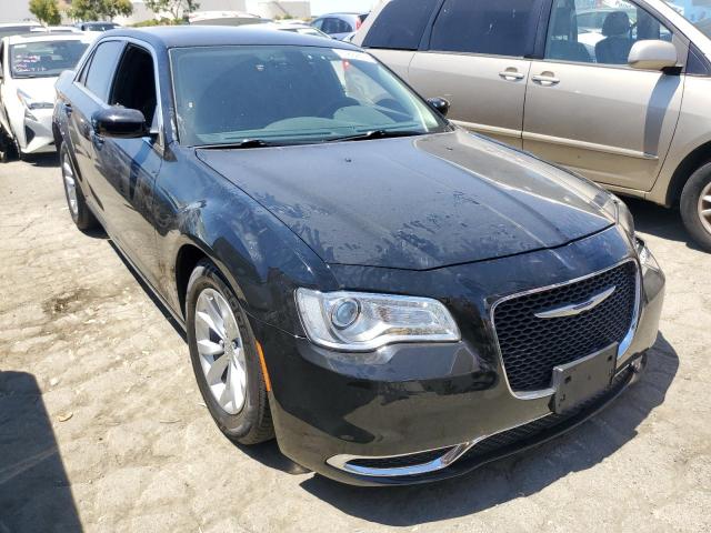 Photo 4 from auction – 2019 CHRYSLER 300 TOURIN with VIN 2C3CCAAG1KH601460