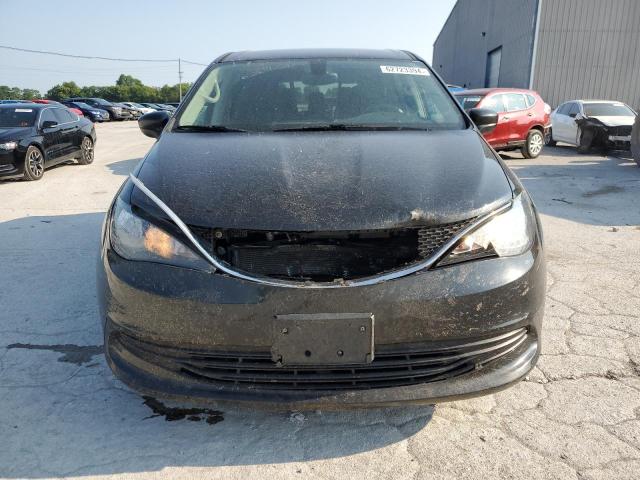 Photo 5 from auction – 2017 CHRYSLER PACIFICA T with VIN 2C4RC1DG4HR688551