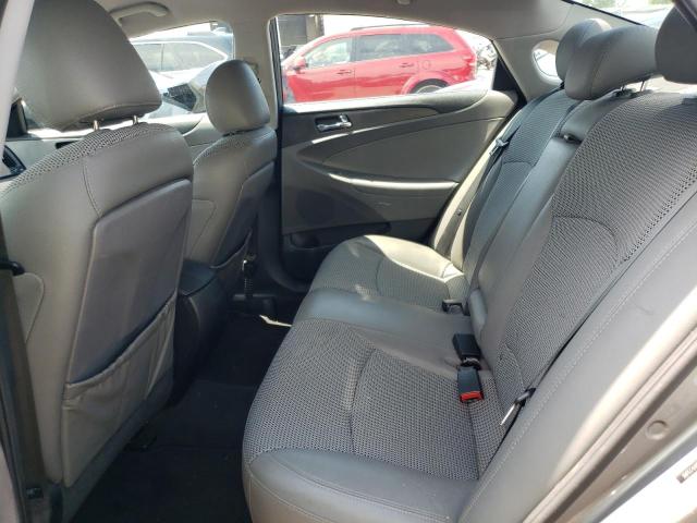Photo 10 from auction – 2012 HYUNDAI SONATA SE with VIN 5NPEC4AB5CH388788