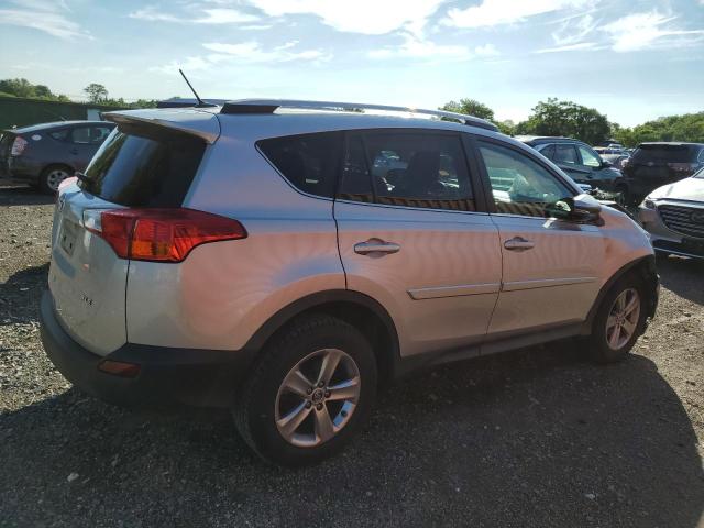 Photo 3 from auction – 2015 TOYOTA RAV4 XLE with VIN 2T3WFREV0FW208580