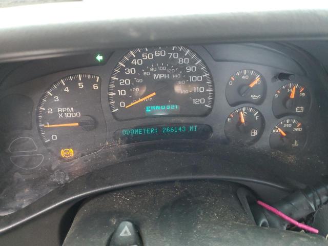 Photo 9 from auction – 2004 CHEVROLET SILVERADO with VIN 2GCEK19T141394072