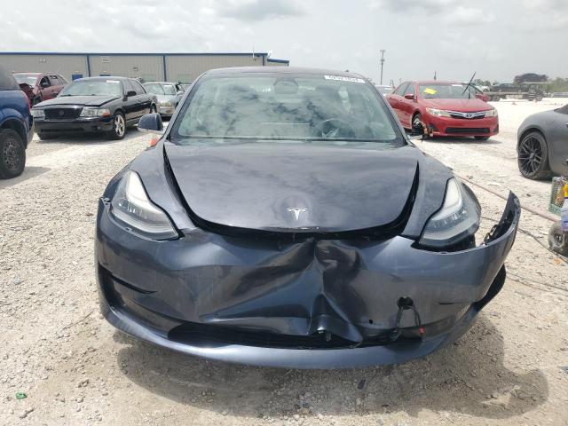 Photo 5 from auction – 2018 TESLA MODEL 3 with VIN 5YJ3E1EA5JF123513