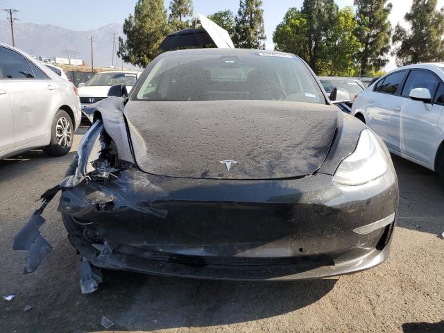 Photo 5 from auction – 2019 TESLA MODEL 3 with VIN 5YJ3E1EB5KF208961