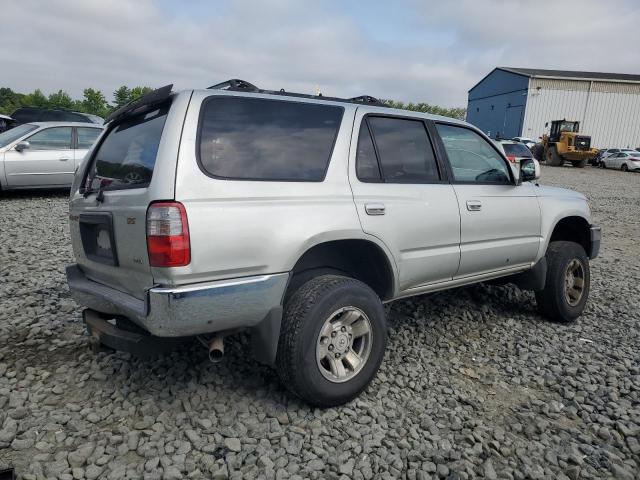 Photo 3 from auction – 1999 TOYOTA 4RUNNER SR with VIN JT3GN86R4X0095004