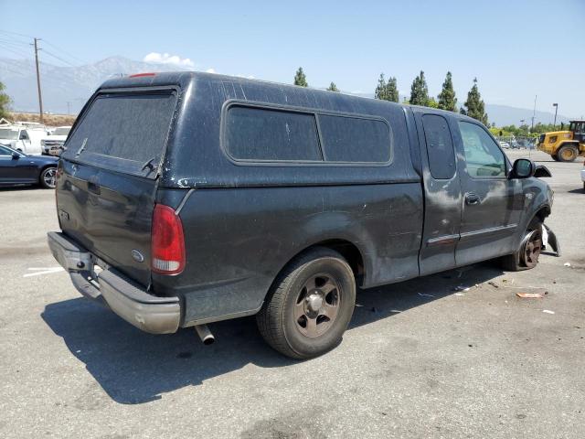 Photo 3 from auction – 2002 FORD F150 with VIN 1FTRX172X2NA78341