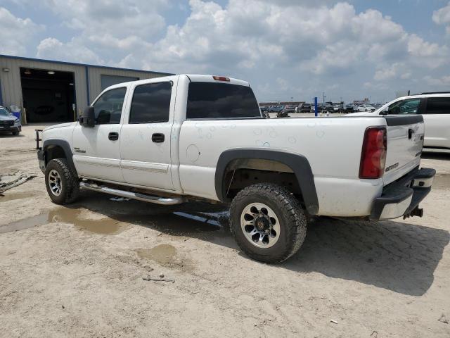 Photo 2 from auction – 2003 CHEVROLET SILVERADO with VIN 1GCHC23103F100854