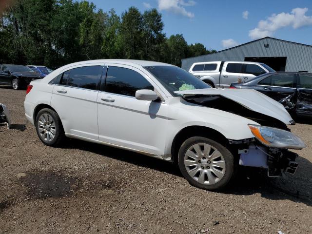Photo 4 from auction – 2014 CHRYSLER 200 LX with VIN 1C3CCBAB1EN229625