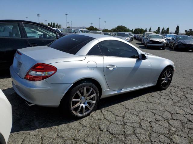 Photo 3 from auction – 2005 MERCEDES-BENZ SLK 350 with VIN WDBWK56F45F072139