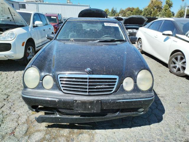 Photo 5 from auction – 2001 MERCEDES-BENZ E 320 with VIN WDBJF65J01B212523