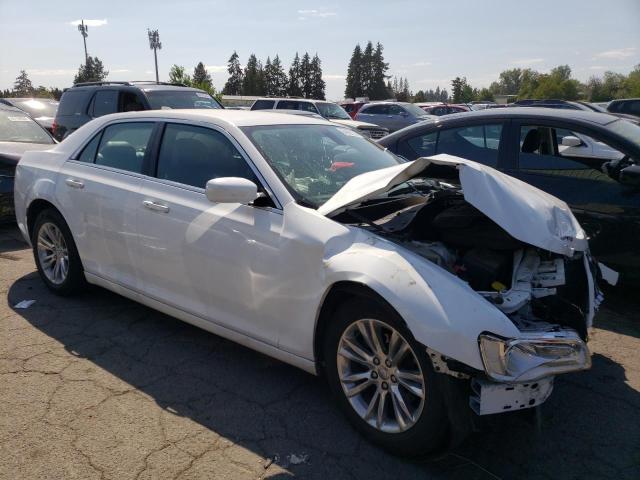 Photo 4 from auction – 2017 CHRYSLER 300 LIMITE with VIN 2C3CCAAG7HH608194