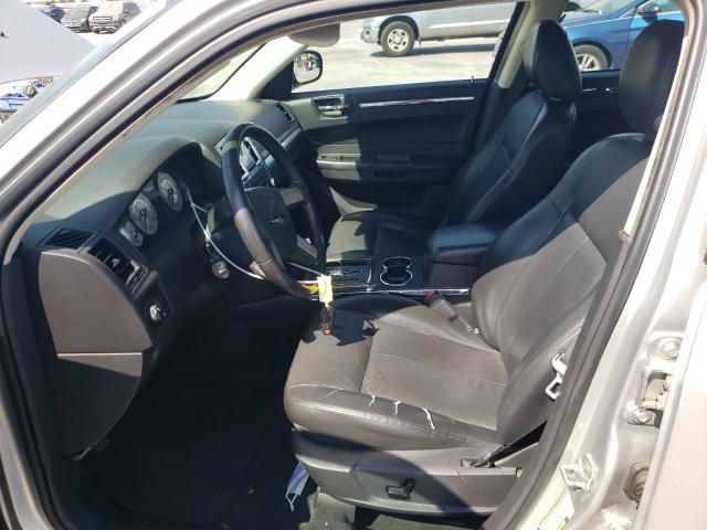 Photo 7 from auction – 2010 CHRYSLER 300 TOURIN with VIN 2C3CA5CV4AH212965