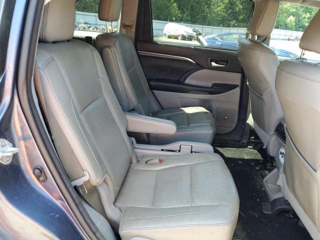 Photo 11 from auction – 2016 TOYOTA HIGHLANDER with VIN 5TDDKRFH0GS354332