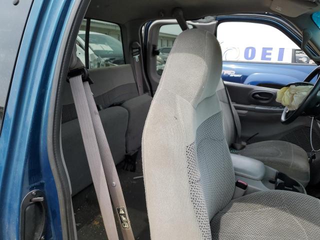 Photo 10 from auction – 2000 FORD F150 with VIN 1FTRX17L9YNA13319