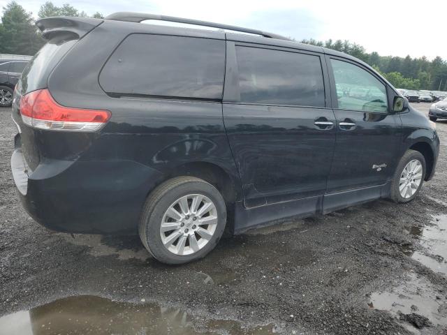 Photo 3 from auction – 2012 TOYOTA SIENNA XLE with VIN 5TDYK3DCXCS265920