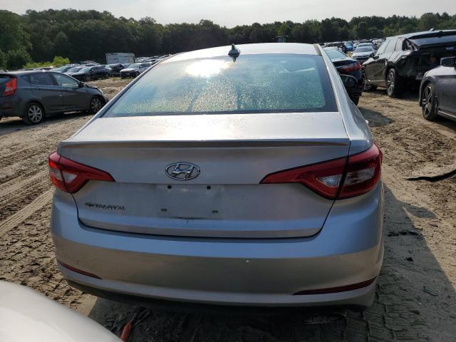 Photo 6 from auction – 2017 HYUNDAI SONATA SE with VIN 5NPE24AF0HH538593