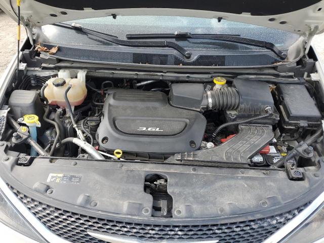 Photo 12 from auction – 2017 CHRYSLER PACIFICA T with VIN 2C4RC1DGXHR768114